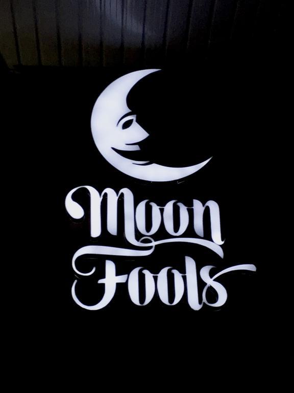 Moon Fools Hostel Panglao Exterior foto